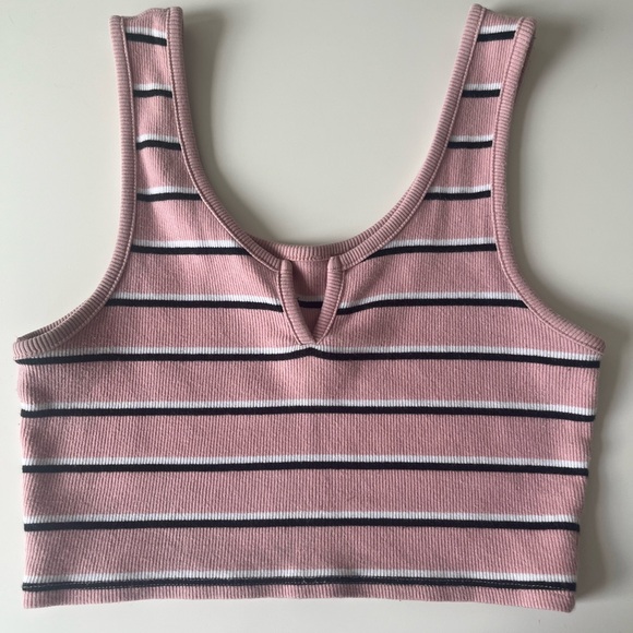 Urban Planet tank (need gone ASAP) - Picture 1 of 2